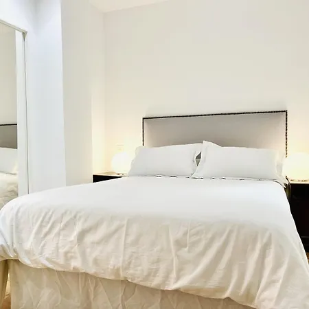 Dplace To Be - Exclusive Apartments In Historic Center Madrid Chambre photo