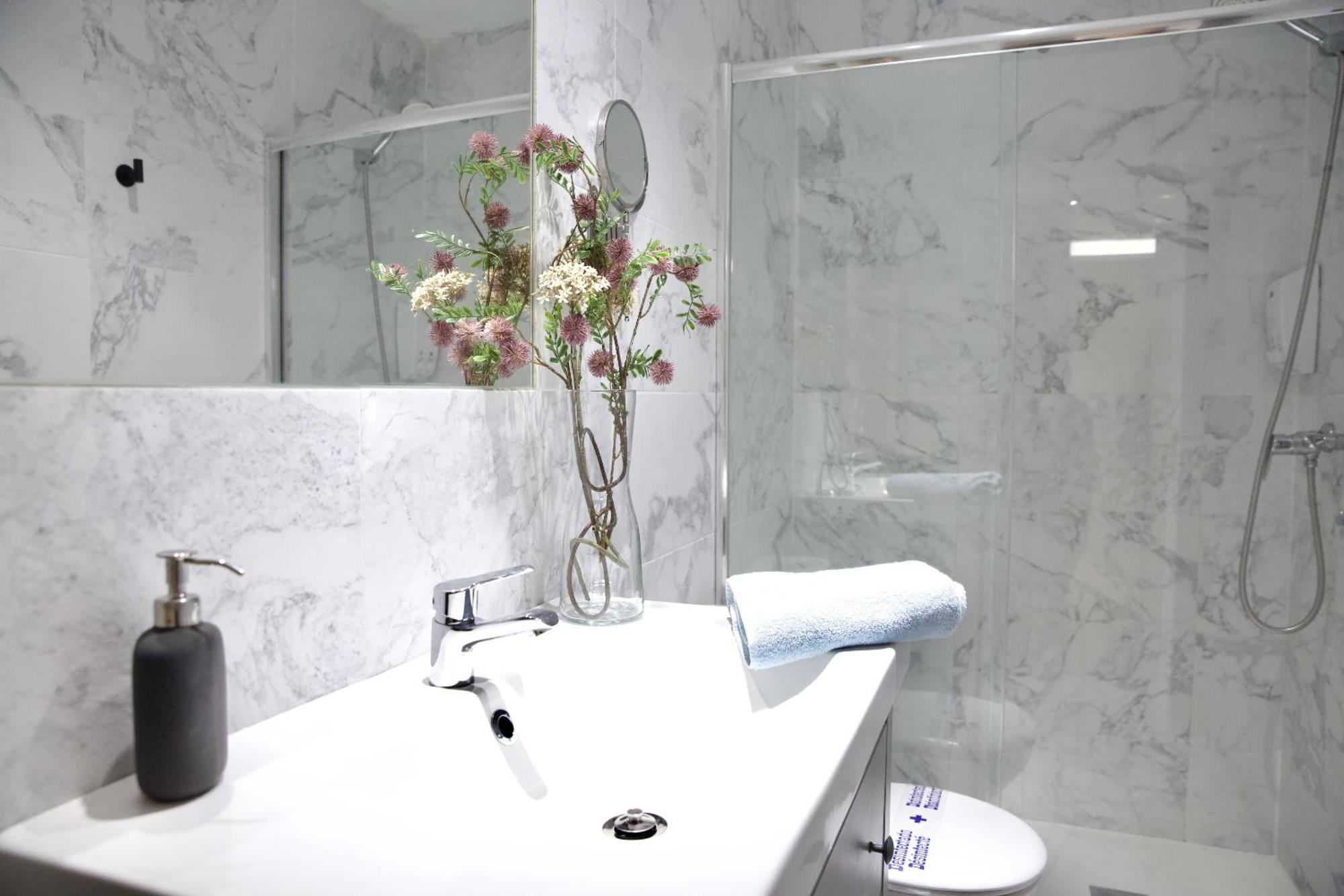 Couette-café Dplace To Be - Exclusive In Historic Center