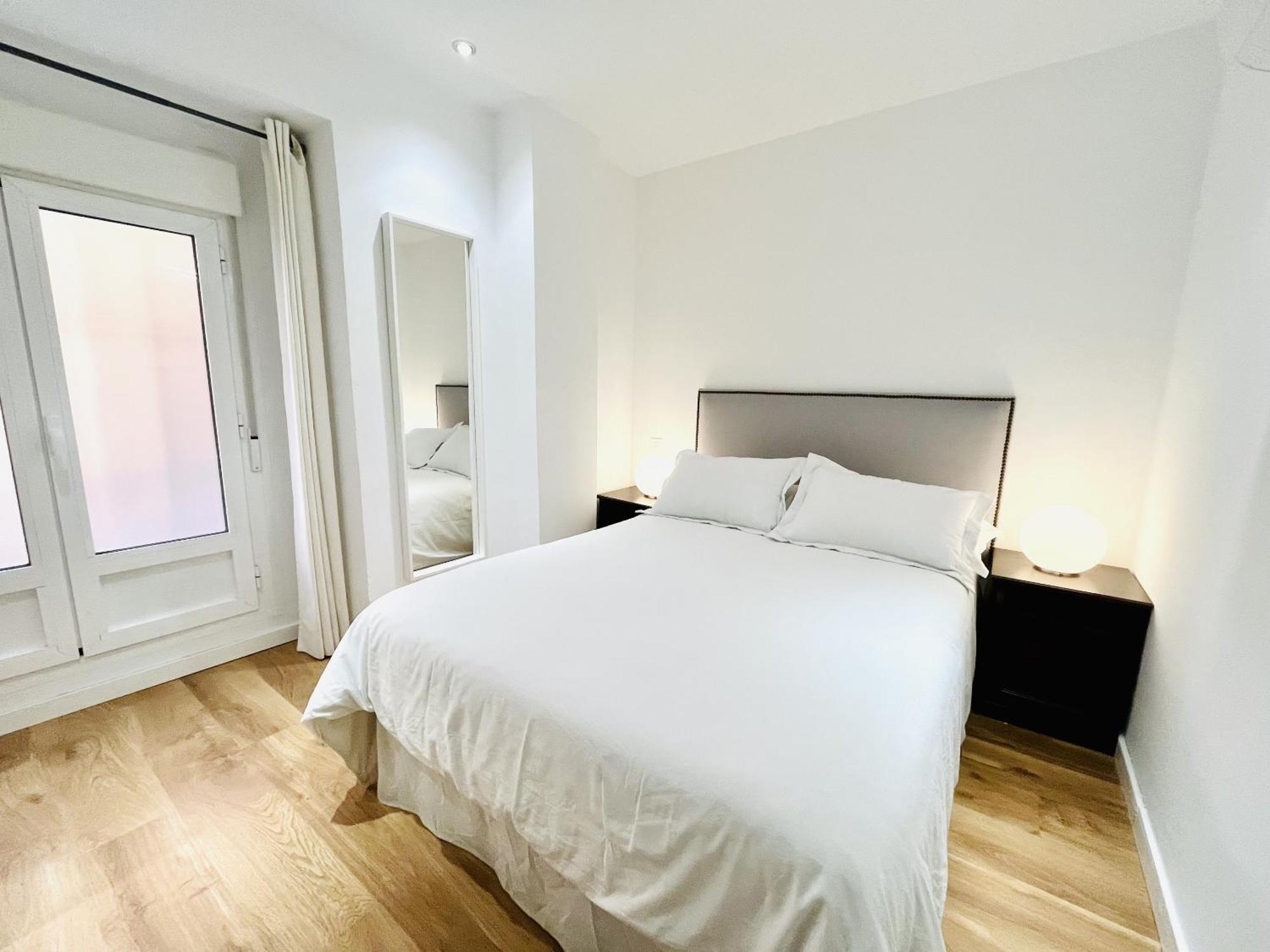 Dplace To Be - Exclusive In Historic Center Madrid