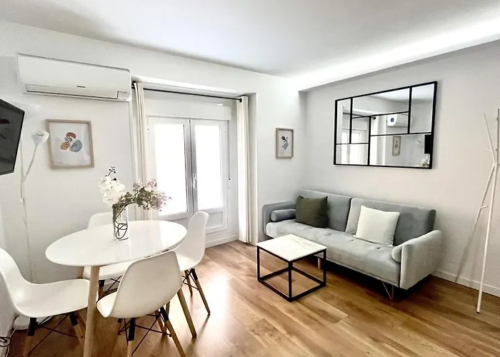 Dplace To Be - Exclusive Apartments In Historic Center